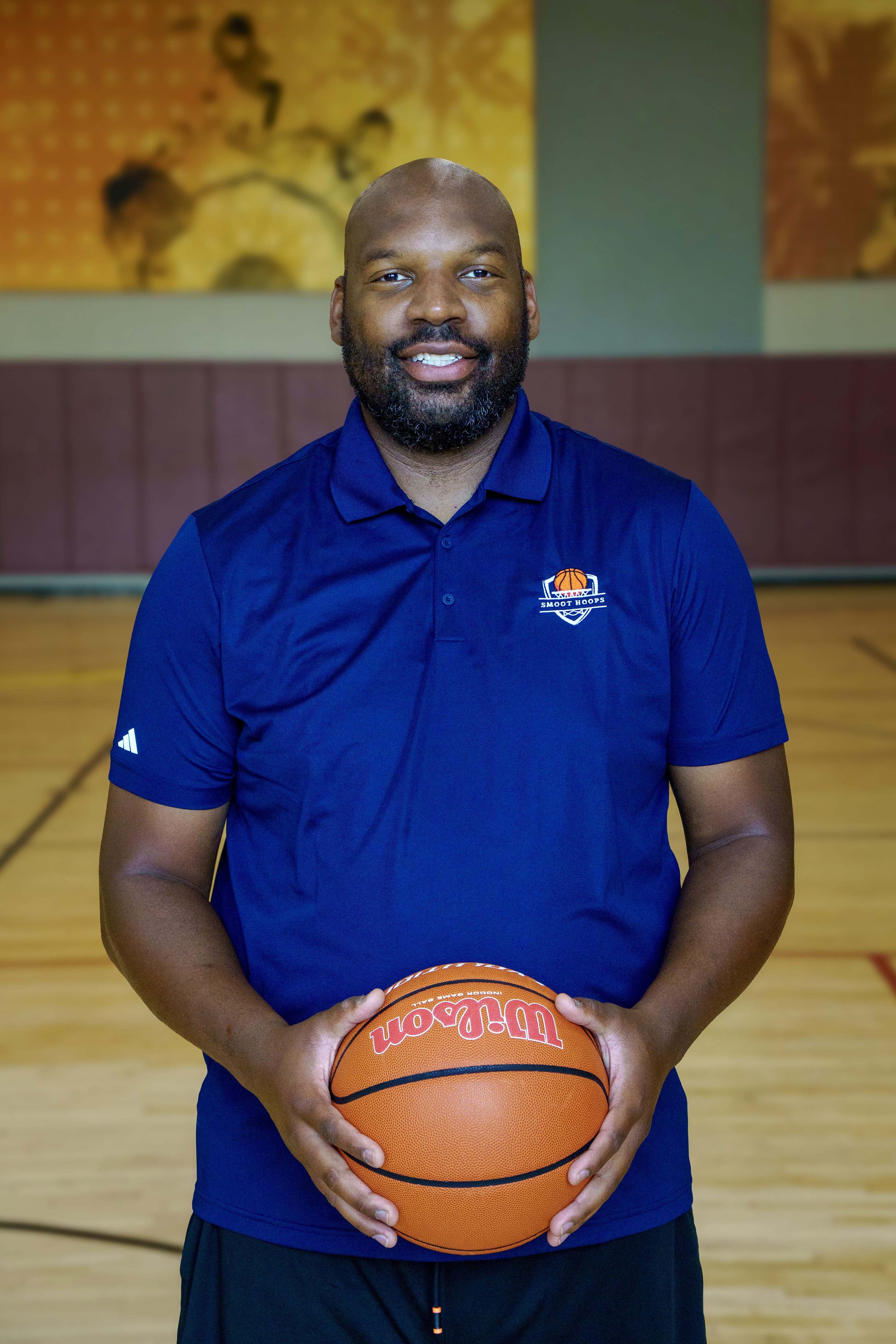Coach Kaimyn Pruitt-Smoot in Itzehoe Eagles jersey